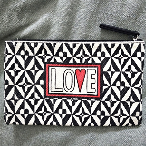 Love Graphic Zipper Pouch Black White‎ Heart Valentine Toiletry Makeup Geometric - Picture 4 of 4